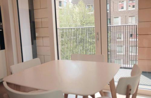 Luxury Apartment with Private Balcony in Zone 1 - Foto 12