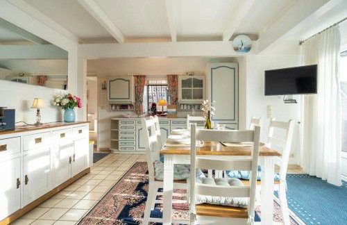Am-hohen-Ufer-Reetdach-Haus-Happy-Haus - Foto 4