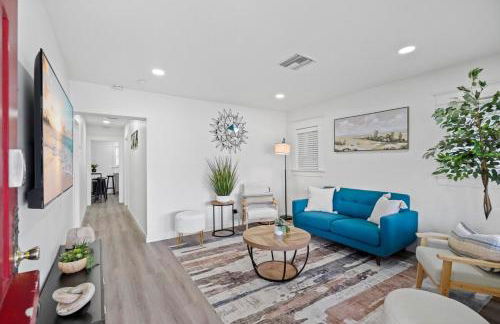 1 mile from the Beach Fire Pit, Patio, Parking! - Foto 15