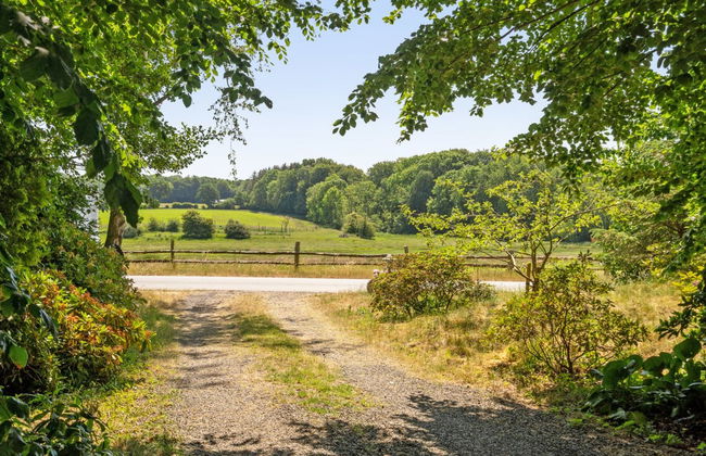 "Kennet" - 30m from the sea - Photo 2