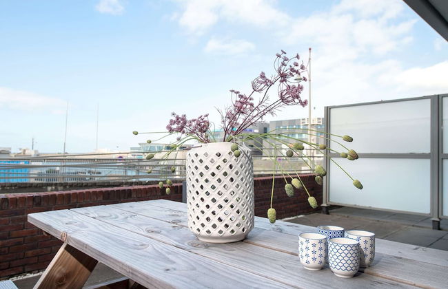 Appealing Apartment in Den Haag With Balcony, Terrace - Photo 63