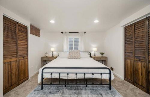 Theatrical Escape South Hill Home near Downtown - Foto 16