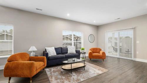 Modern 4BR 4BA Two Unit Condo w Garage and Patio - Foto 3