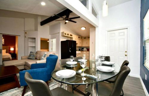 Cozy Cute Home 2BD and 1BR - Photo 16