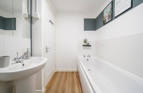 Aylesbury 3BR Home, Sleeps 5, Trendy for couples & Contractors Homely Stay - Foto 6