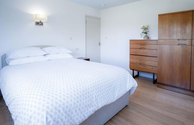 Palace Park - 2 Bedroom Bungalow - Manorbier - Photo 3