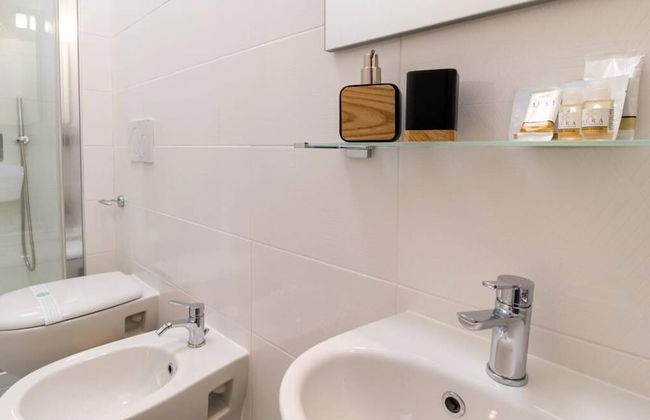 Welcomely - Xenia Boutique House 2 - Photo 17