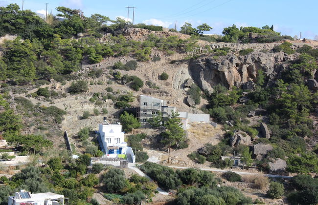 Aaron Studios Apartments - Photo 52