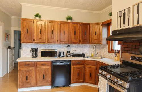 Cozy 2BR 5min to NYC Train and 10min to Seton Hall - Foto 14