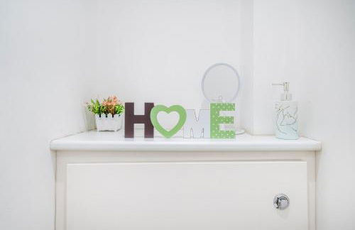 Monmouth House Aylesbury Premier Quality Accommodation For Larger Families Contractors And Professionals Sleeps Up to 6 Guests - Foto 46