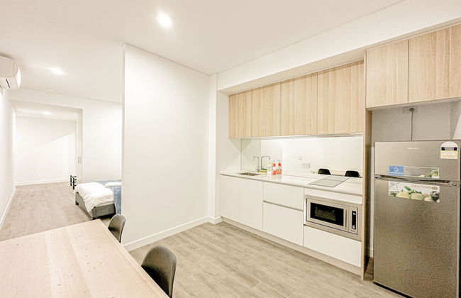 Burwood Apartment - Photo 8