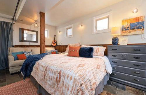 #StayinMyDistrict Hyde Park Down - Photo 18