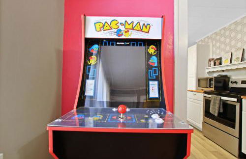 Bohemian Bungalow Pac-Man, walk downtown, pet friendly - Foto 8