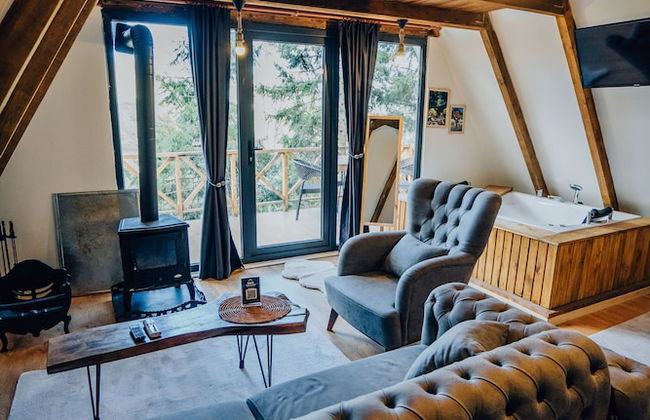 MONTANA SUITE BUNGALOW - Photo 53