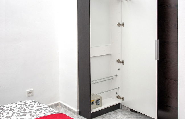 ApartmentsPlatjadAro - Photo 6