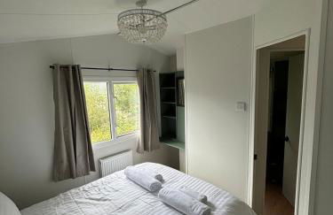 The Lodge, dog friendly rural retreat - Photo 7