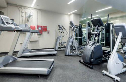 28 NIGHT MINIMUM in the Gaslamp Quarter by Petco Park, pool, jacuzzi, dogs ok - Foto 10