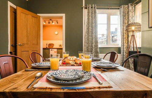 3 Bedroom House, Free Parking, Easy M53 Access - Photo 5