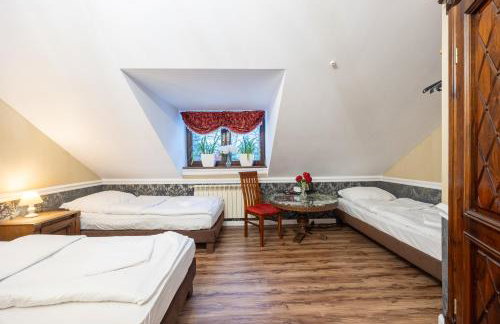 Dworek Kurowski - Foto 49