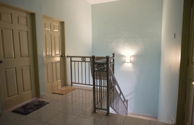 Holidayhome 188 Taman Sejati Suria - Foto 23