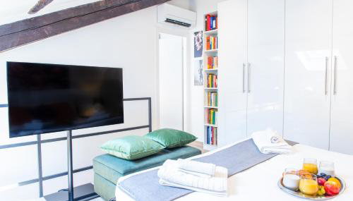 Prada District Elegant Apartment - 20 min to Duomo di Milano - Foto 4