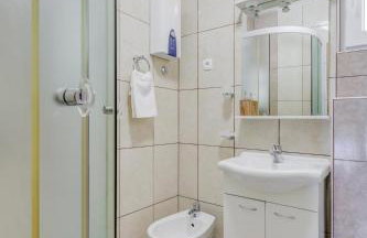 Above The Sea - Foto 40