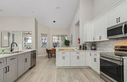 Villa w/ private heated saltwater pool, 4 BR, 7 beds - Foto 10