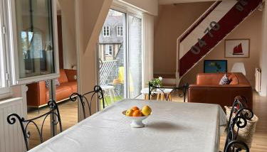 LAROCHE Grand duplex dans le centre historique avec garage - Photo 2