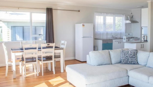 Rehutai Beach House - Foto 5, Servicio de comidas en la habitación