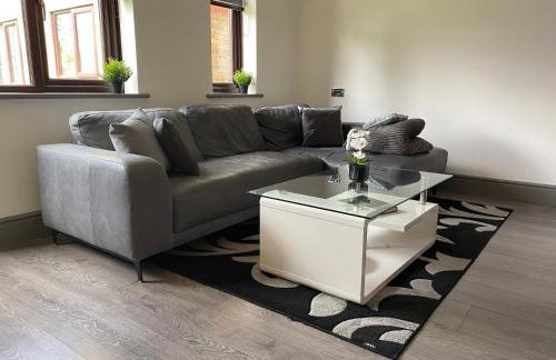 Modern Spacious 1 Bed Apartment with Free Parking in Trendy Inner London Suburb 15 mins walk to Victoria Line Underground then 20 mins to Oxford Street "West End of London" or 10 mins walk to Overground and 10 mins to London Liverpool St "City of London" - Foto 8