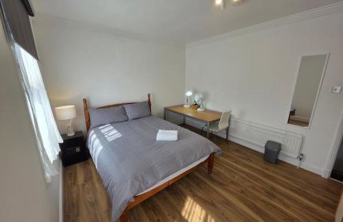 Stylish East London Stay 2Bed Home in Forest Gate - Foto 16