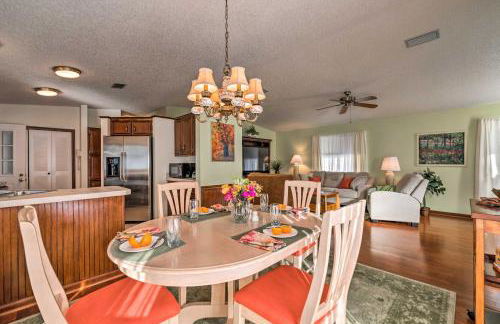Lovely Lady Lake Home with Resort Amenities and Lanai! - Foto 9