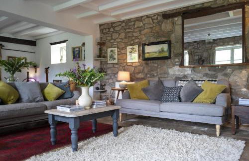 Little Underhill - Photo 42