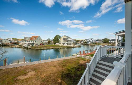 Anchor's Away - Waterfront, Pet Friendly, Pools! - Foto 21