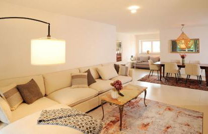 160qm Wohnung mit Balkon nahe Salzburg - Freilassing 2 Schlafzimmer, 2 Bäder - Foto 1