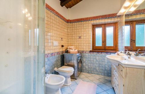 Nice Home In Montepaone - Photo 25