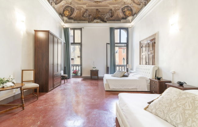 Venice Palace Tintoretto - Photo 76