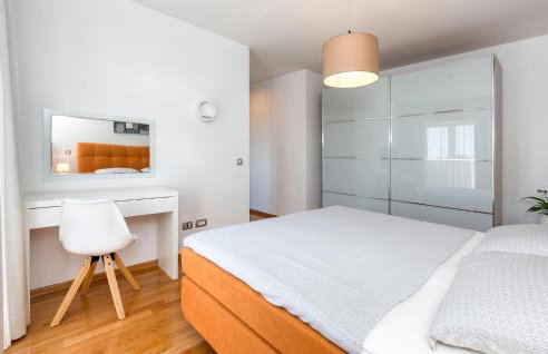 Gorgeous Home In Krmed With Wifi - Foto 17