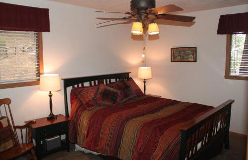 Cozy Sequoia Forest Cabin near Lake Isabella - Foto 35