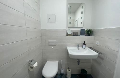 Vorstadtoase - 2 Personen - Eichwalde, Nähe BER - Queensize-Bett, Netflix, Parken - Foto 10