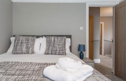 Comfortable 5-Bedroom House in Cheltenham - Foto 37