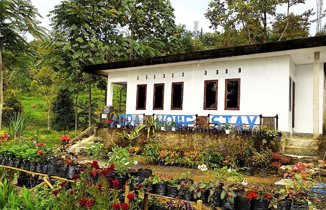 Villa Arra by Ruang Nyaman - Photo 1