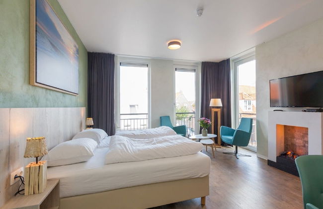 Zoutelande Studio + Parking Spot - Photo 13