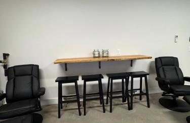 Modern Luxury Getaway Hot Tub NEW Gameroom - Foto 47