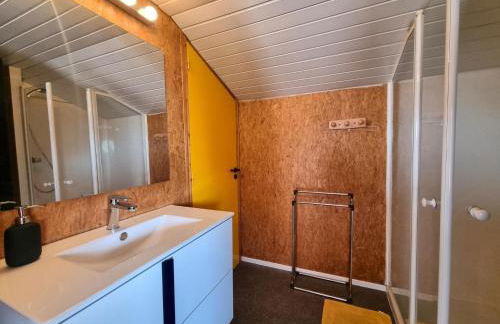 Gîte de charme avec jardin et terrasse privative à Montbrison - FR-1-496-329 - Foto 14