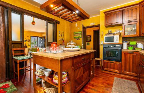 Queen Etna - Beautiful Pool - Photo 10