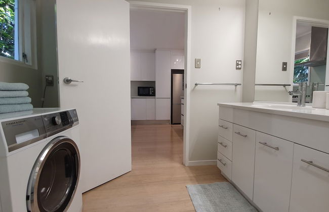 Herne Bay Gem Near Beach - Carpark - Foto 24