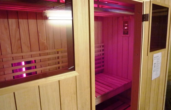 Apartment in Liege With Sauna & Hot Tub - Photo 26