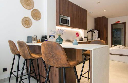 VLC HOST - Luz Casanova - Foto 1