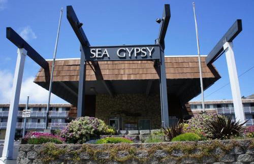 Oceanfront Suite - Top Floor - Sleeps 4 - Pool and Sauna - Foto 54